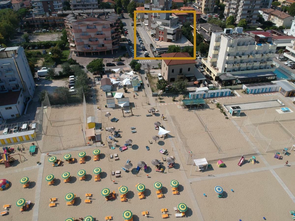 רימיני Rivabella Suite Apartments מראה חיצוני תמונה
