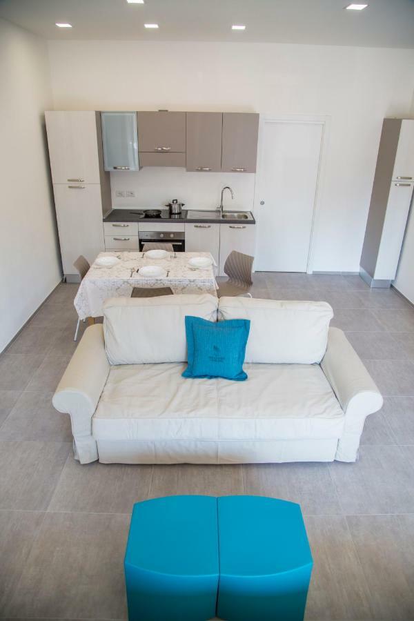 רימיני Rivabella Suite Apartments מראה חיצוני תמונה