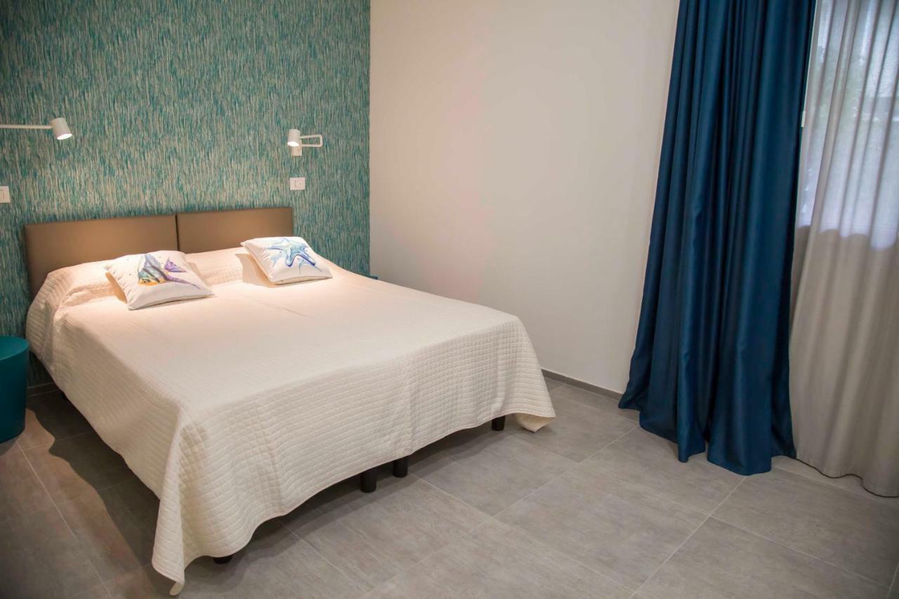 רימיני Rivabella Suite Apartments מראה חיצוני תמונה
